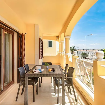 Alice البوفيرا